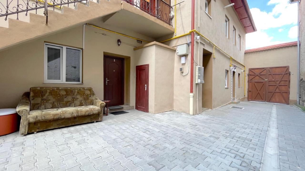 Апартаменти Evu Long Street Брашов Екстер'єр фото